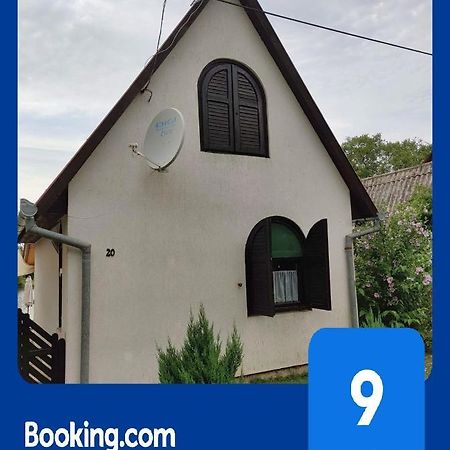Tobak Vendeghaz Villa Békésszentandrás Екстериор снимка